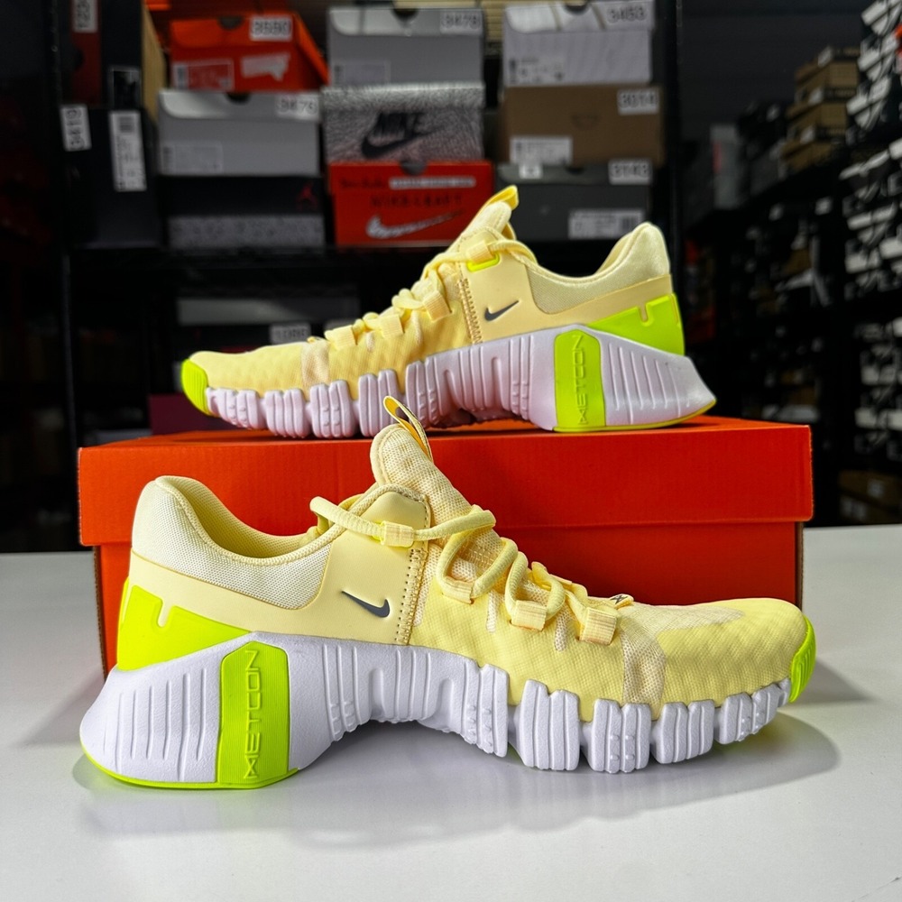 Nike Free Metcon 5 Training Shoes Citron Tint Volt DV3950-800 Women's Sz 8.5 NEW - Picture 3 of 5